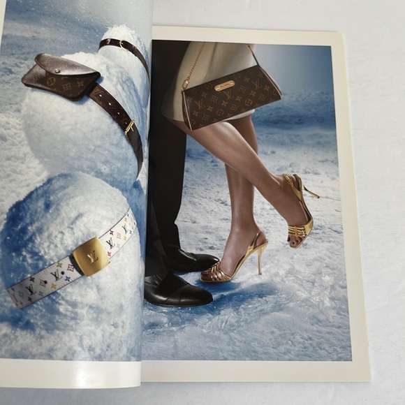 Luis Vuitton Vintage Rare Authentic Catalog Catalogue Holiday Mini 2008 - Picture 4 of 6
